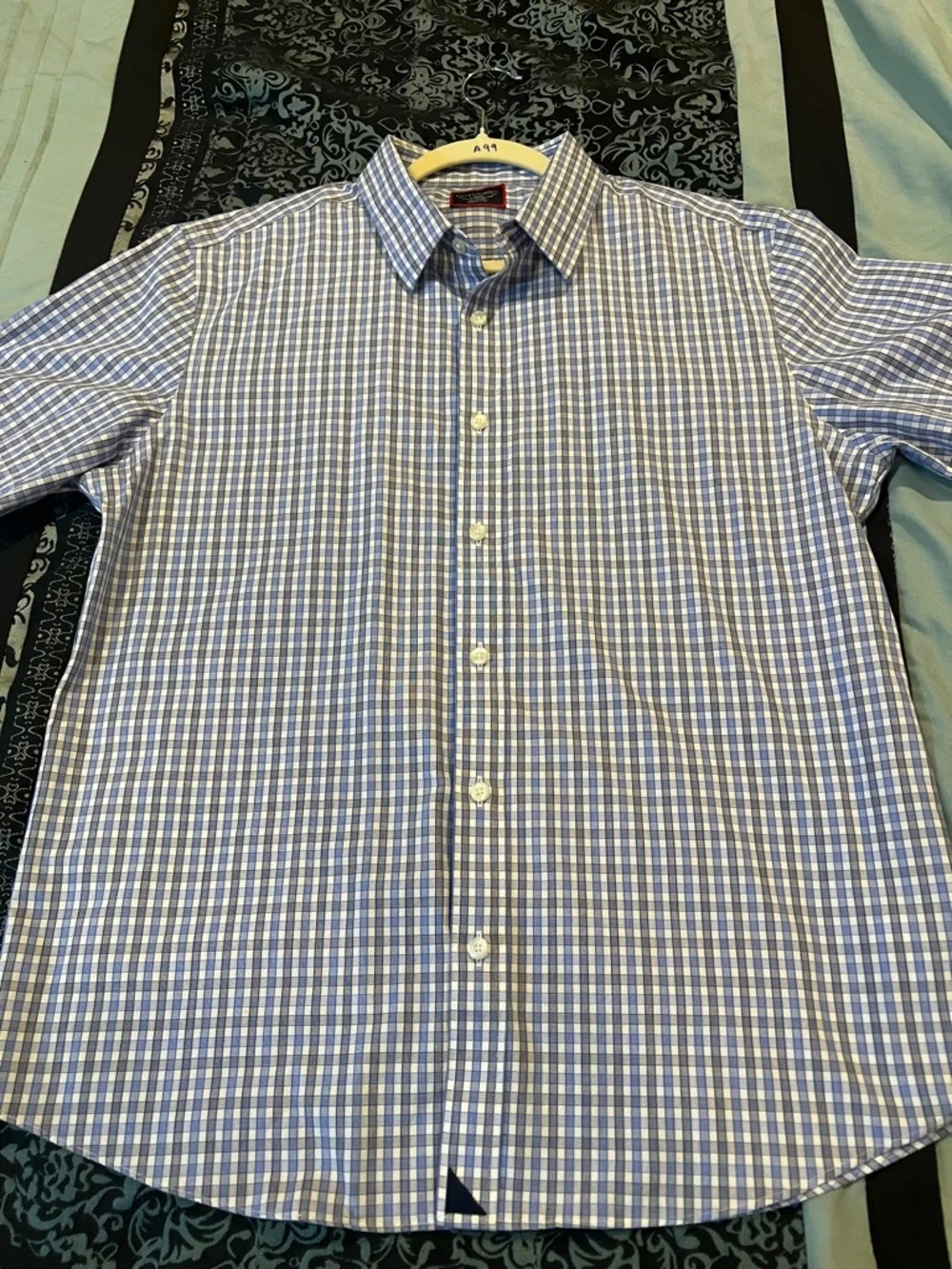 UNTUCKit Men’s Blue and White Check Casual Button-Down Shirt